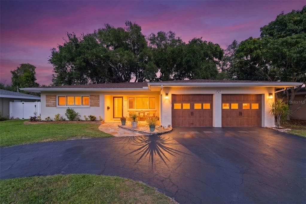 1727 CYPRESS AVENUE, BELLEAIR, FL 33756 — zdjęcie 4