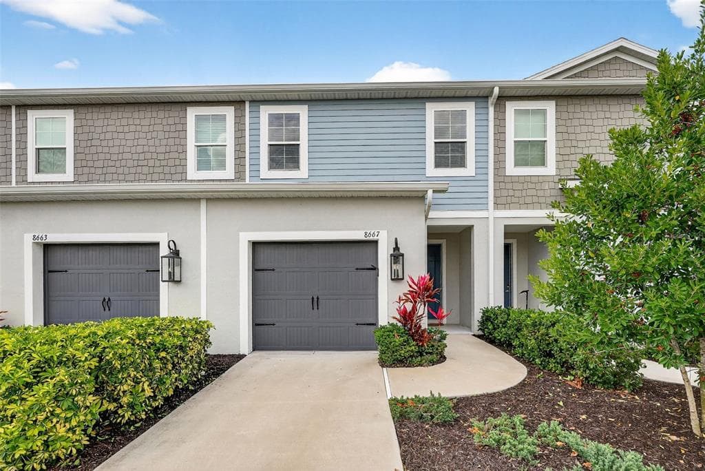 8667 CANYON CREEK TRAIL, PARRISH, FL 34219