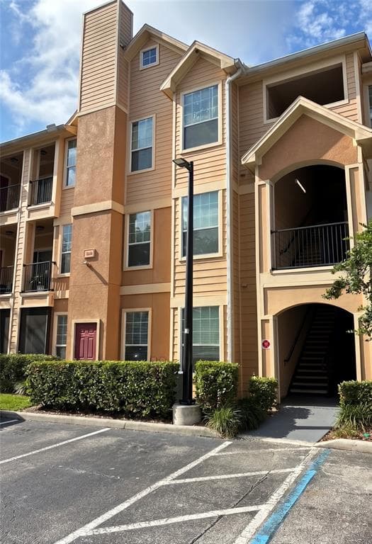 1995 ERVING CIRCLE # 307, OCOEE, FL 34761