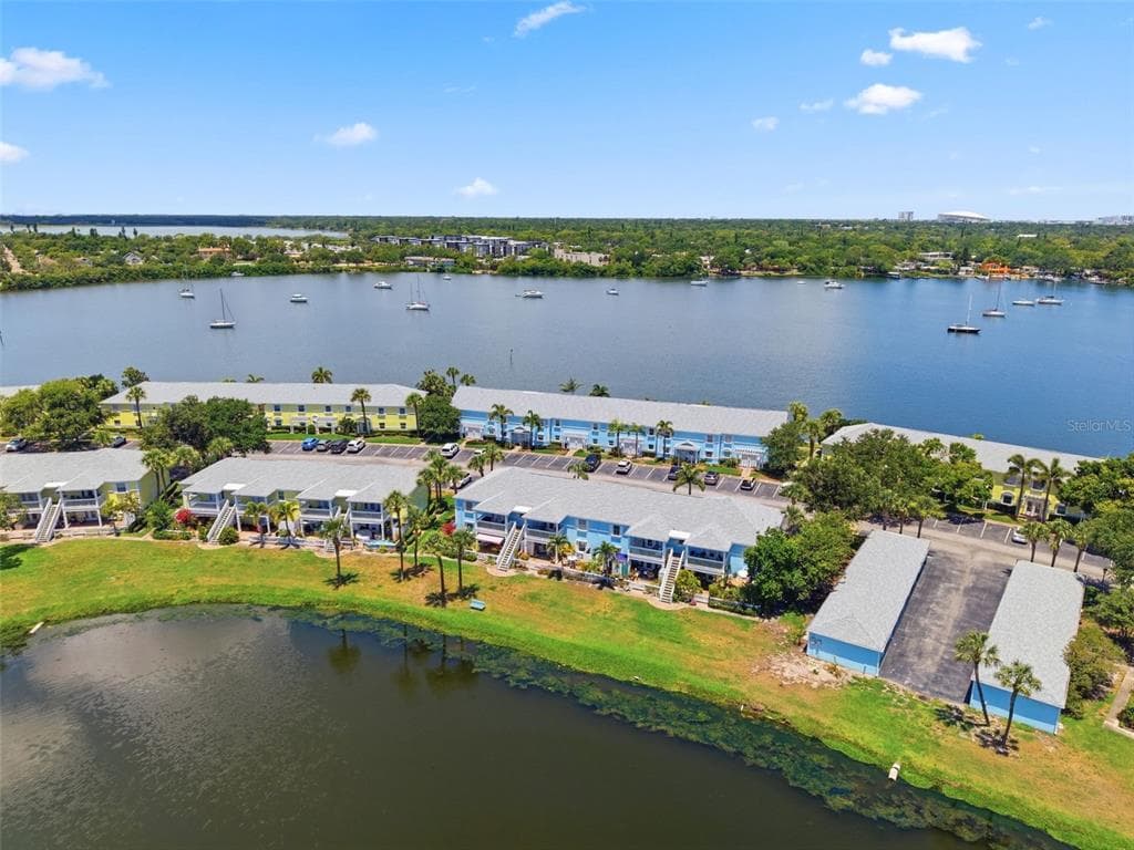 144-166 POMPANO DRIVE SE # A, ST PETERSBURG, FL 33705 — zdjęcie 2