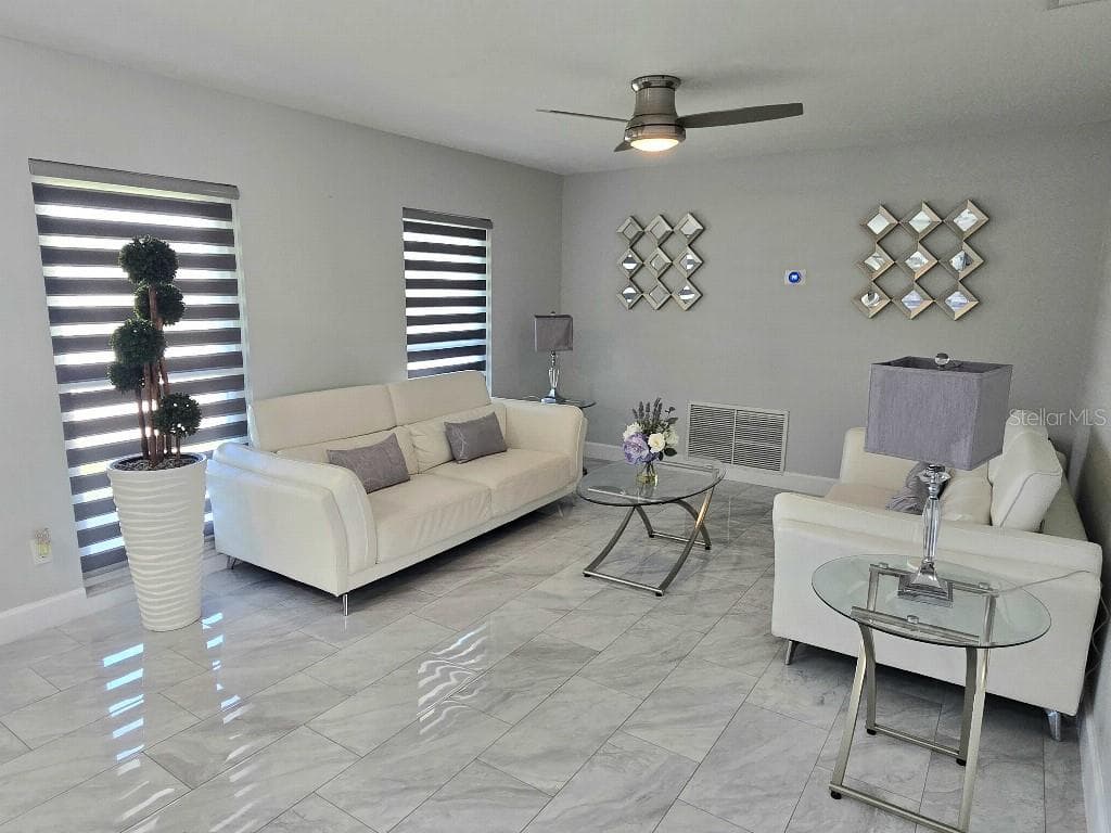 7002 DANEWOOD COURT, TAMPA, FL 33615 — zdjęcie 2