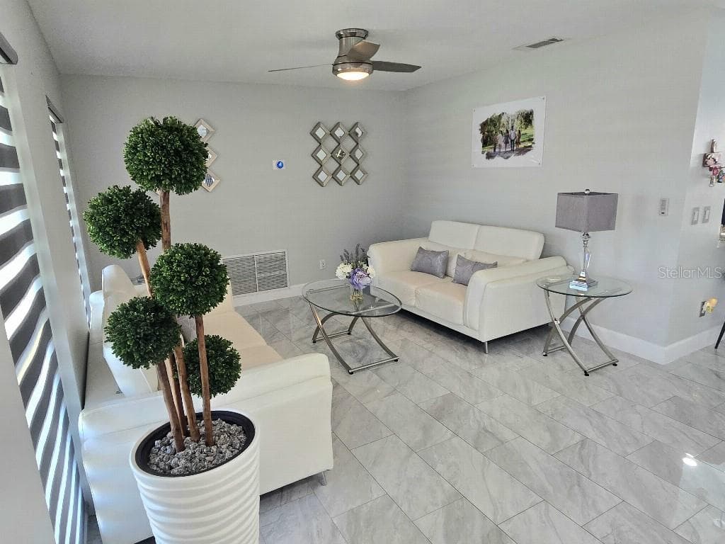 7002 DANEWOOD COURT, TAMPA, FL 33615 — zdjęcie 3