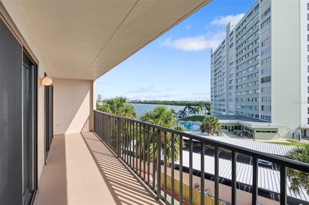 51 ISLAND WAY # 411, CLEARWATER BEACH, FL 33767 — zdjęcie 2