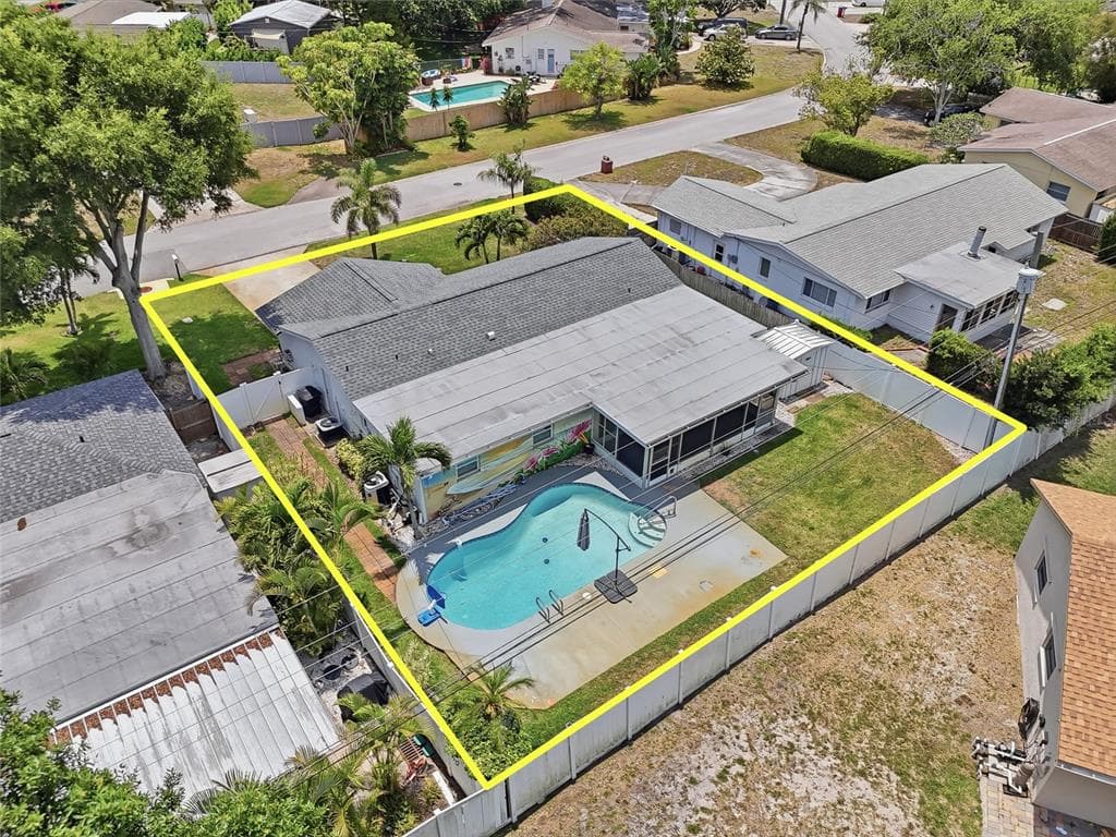 14161 HETRICK CIRCLE N, LARGO, FL 33774