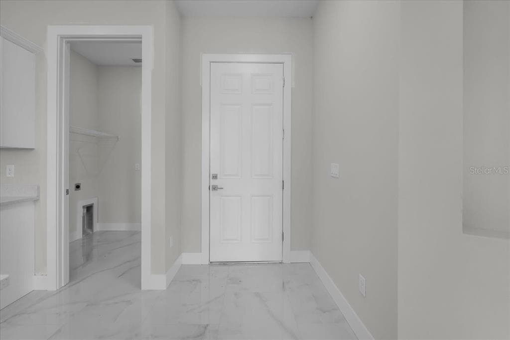 1911 RICHMOND AVENUE N, LEHIGH ACRES, FL 33972 — zdjęcie 3