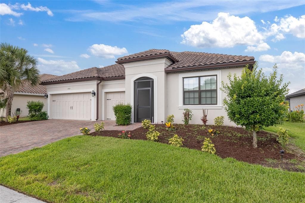 3910 REDFIN PLACE, KISSIMMEE, FL 34746