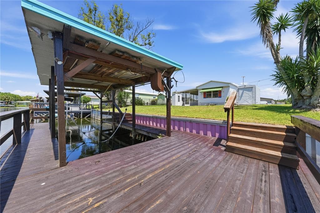 30107 GREEN BAY DRIVE, TAVARES, FL 32778