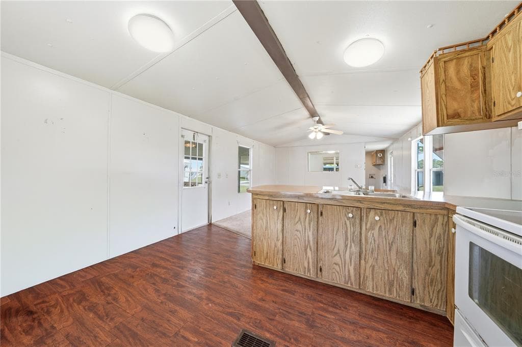 30107 GREEN BAY DRIVE, TAVARES, FL 32778 — zdjęcie 4