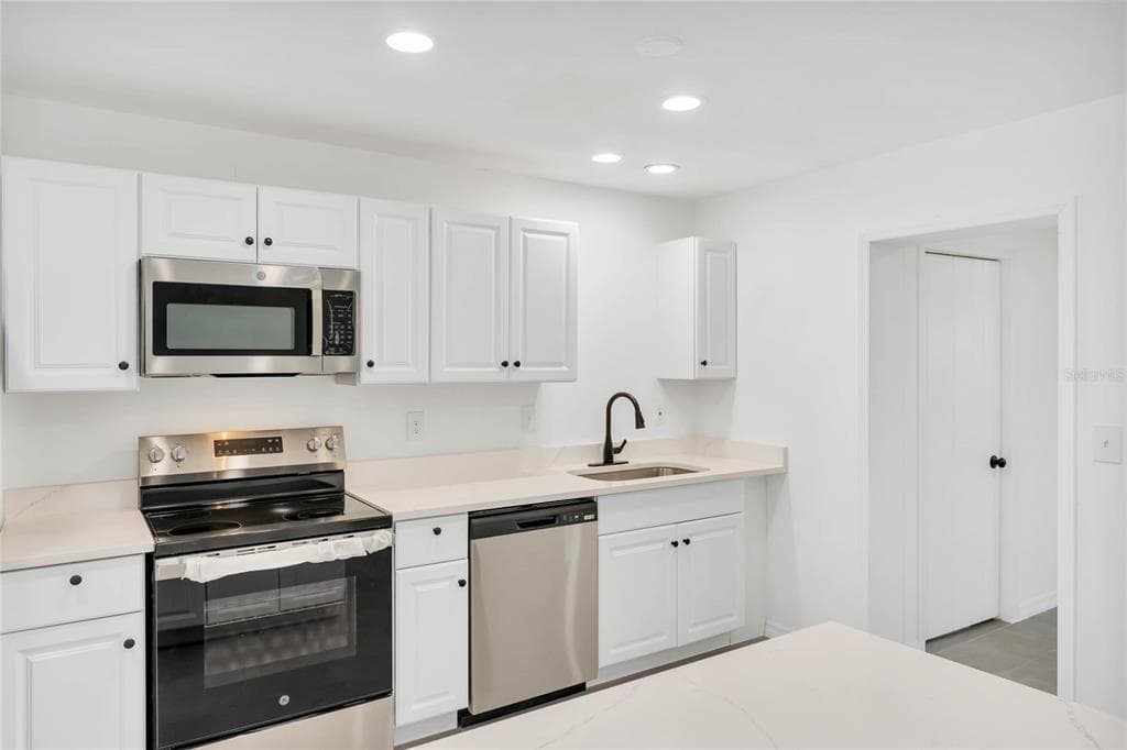 448 RIDGE DRIVE, SANFORD, FL 32773 — zdjęcie 4