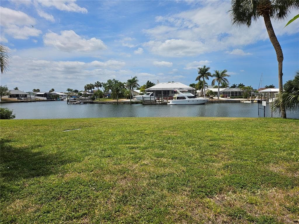 1028 APOLLO BEACH BOULEVARD # 19, APOLLO BEACH, FL 33572