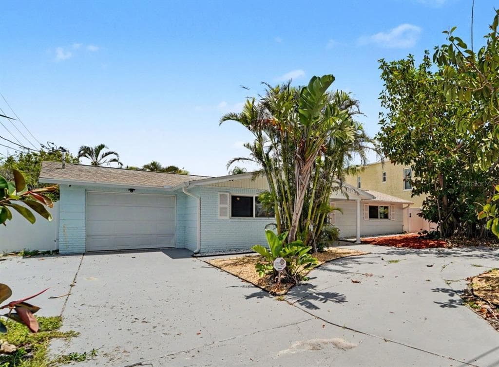 13714 ALLYN DRIVE, HUDSON, FL 34667 — zdjęcie 4