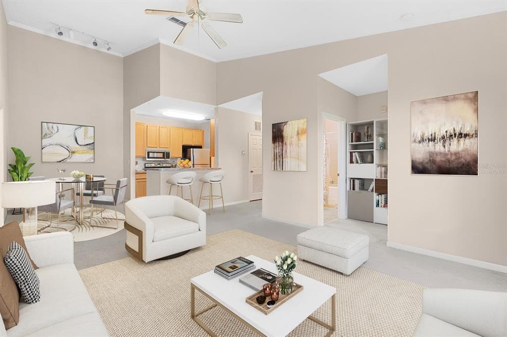 10211 COURTNEY PALMS # 303, TAMPA, FL 33619 — zdjęcie 3