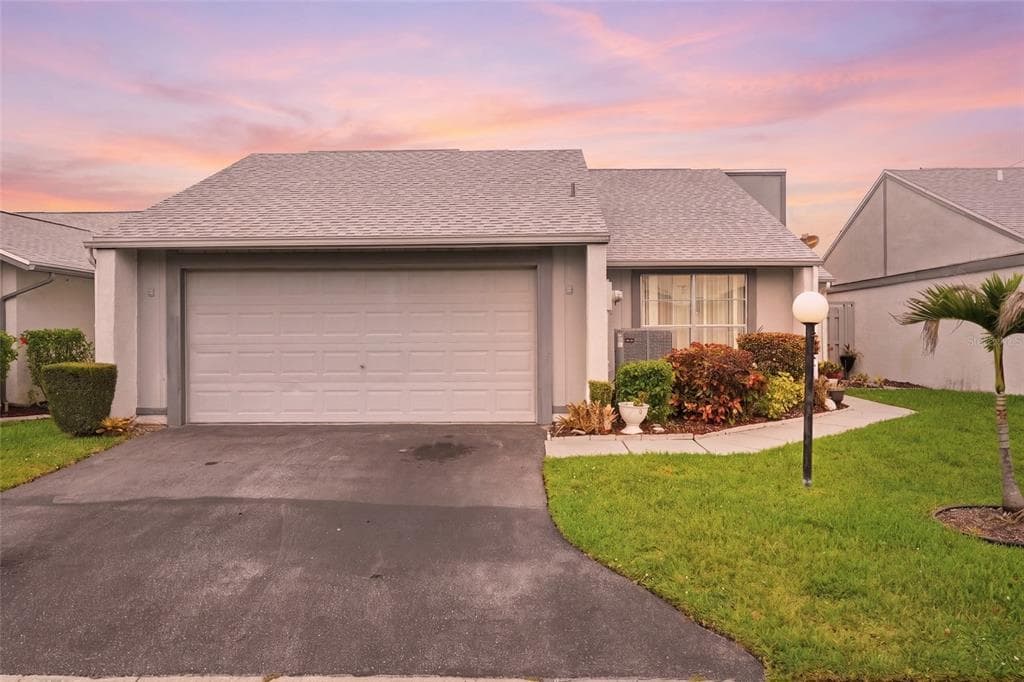 18441 ORANGECREST COURT, LEHIGH ACRES, FL 33936