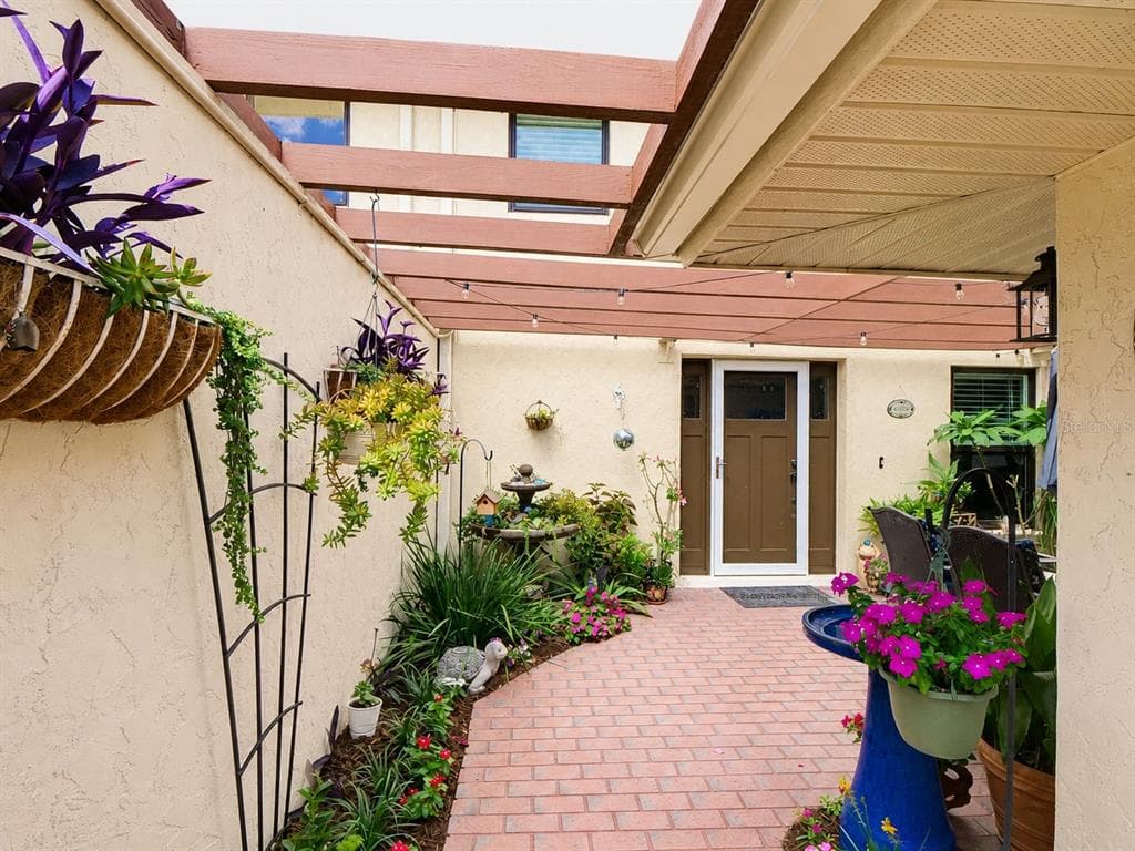 100 S TREMAIN STREET # G2, MOUNT DORA, FL 32757 — zdjęcie 5