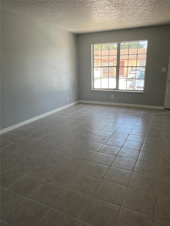 2009 KELLEY AVENUE, KISSIMMEE, FL 34744 — zdjęcie 2