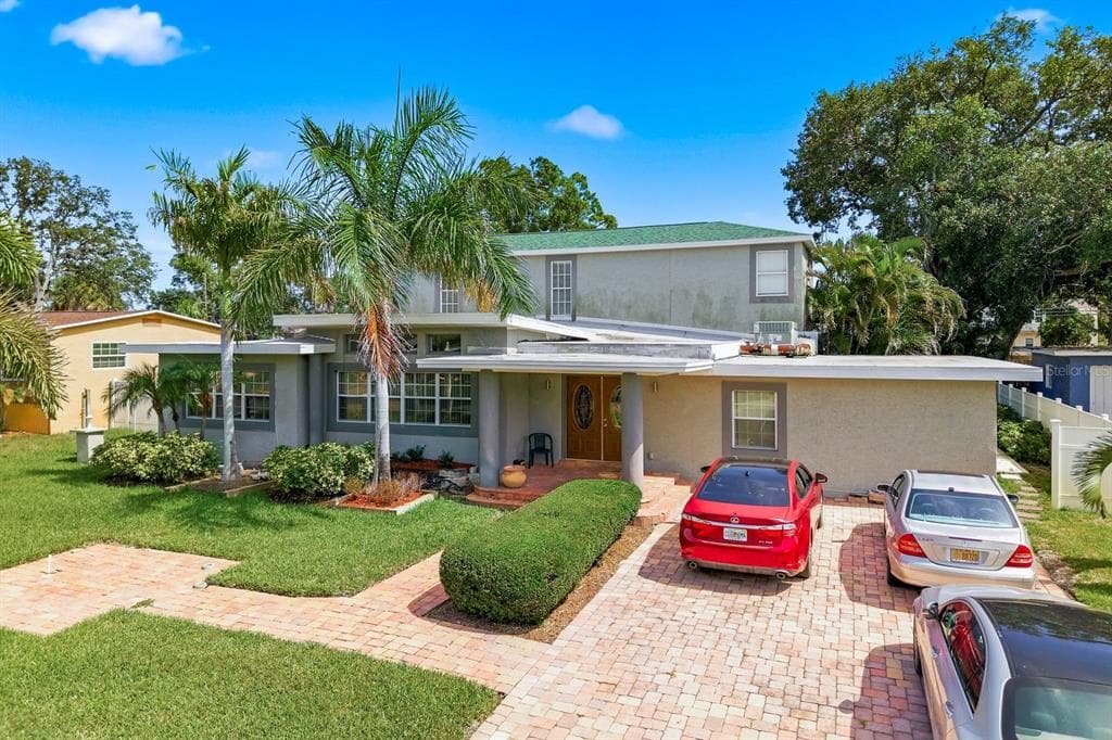850 36TH AVENUE S, ST PETERSBURG, FL 33705 — zdjęcie 2
