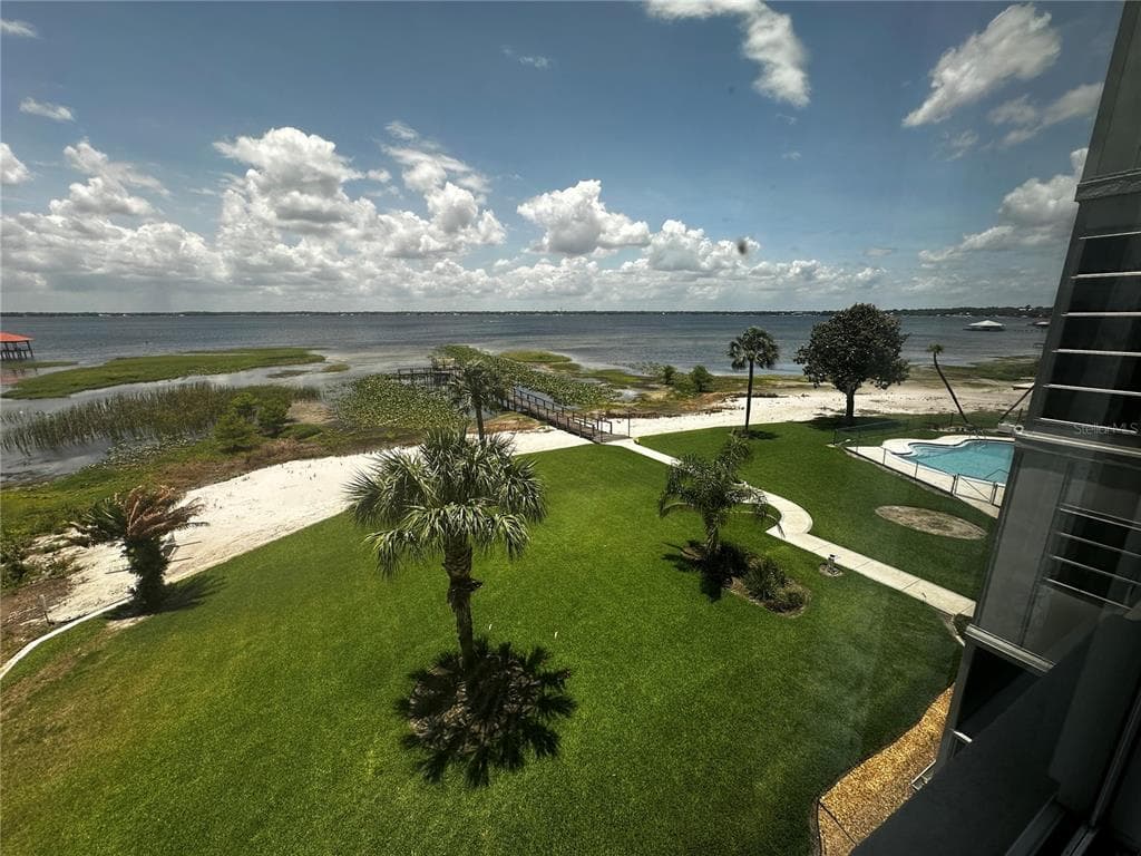 2131 LAKEVIEW DRIVE # 410, SEBRING, FL 33870 — zdjęcie 2