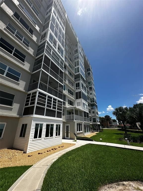 2131 LAKEVIEW DRIVE # 410, SEBRING, FL 33870