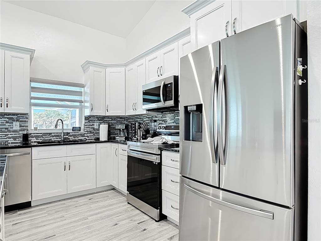 202 LONG MEADOW LANE, ROTONDA WEST, FL 33947 — zdjęcie 5