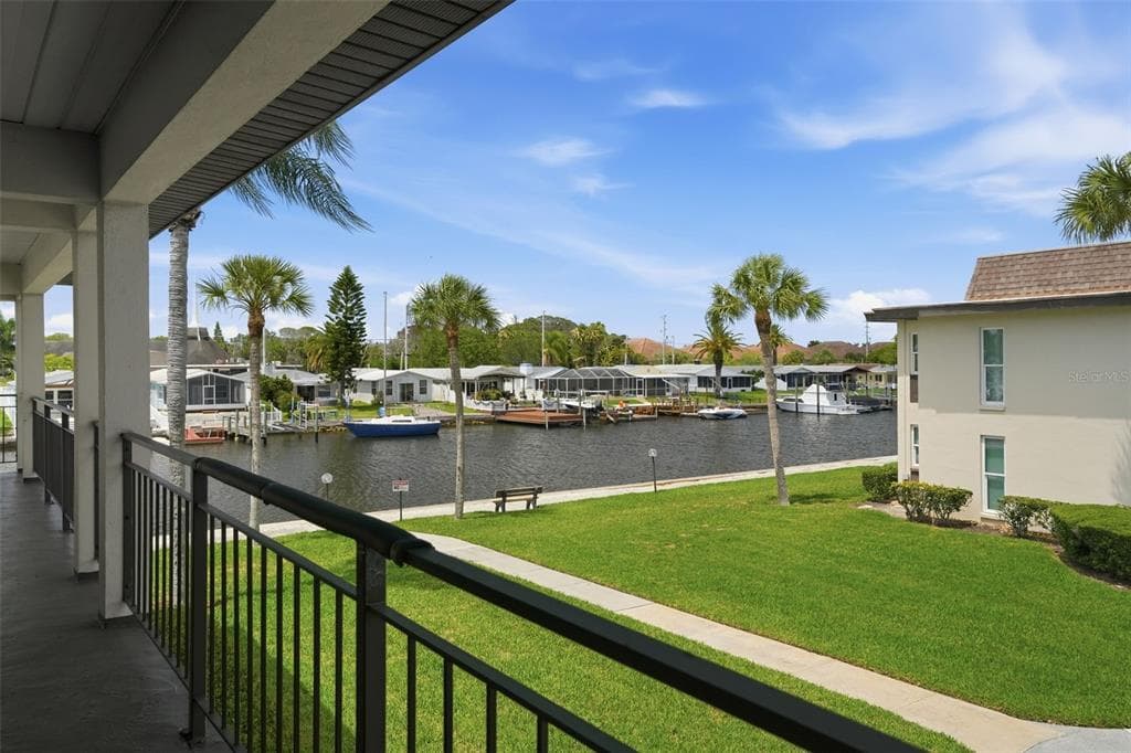 5108 AMULET DRIVE # 205, NEW PORT RICHEY, FL 34652 — zdjęcie 3