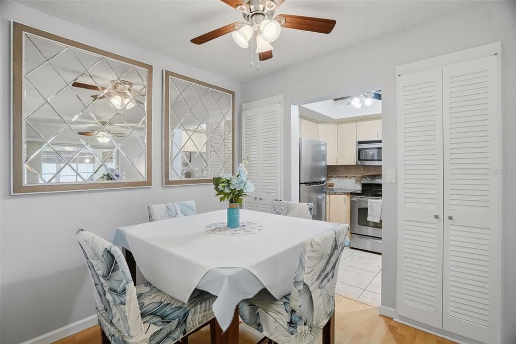 5108 AMULET DRIVE # 205, NEW PORT RICHEY, FL 34652 — zdjęcie 5