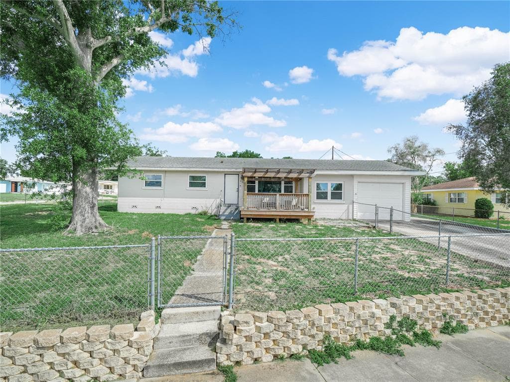 231 RIDGE MANOR DRIVE, LAKE WALES, FL 33853