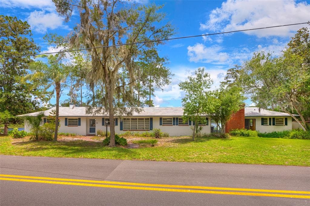 33 WILLOW LANE, DELAND, FL 32724