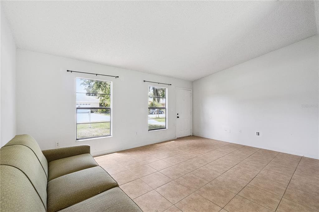 648 FLORIDIAN DRIVE, KISSIMMEE, FL 34758 — zdjęcie 4