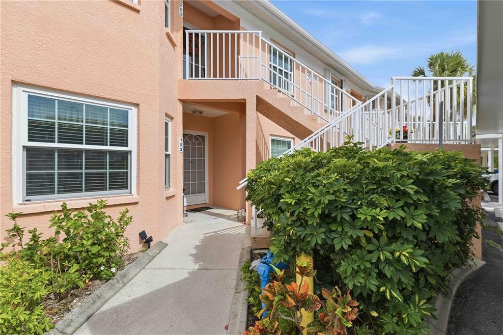 19310 WATER OAK DRIVE # 203, PORT CHARLOTTE, FL 33948 — zdjęcie 3