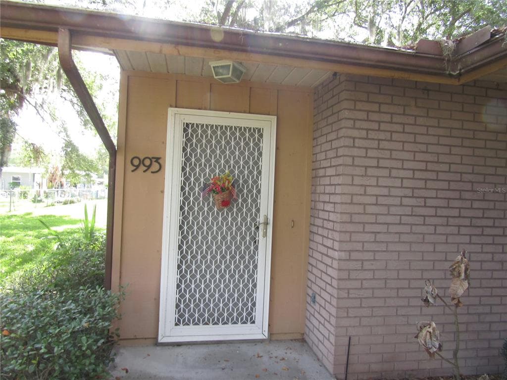 993 FOOTE STREET, EUSTIS, FL 32726