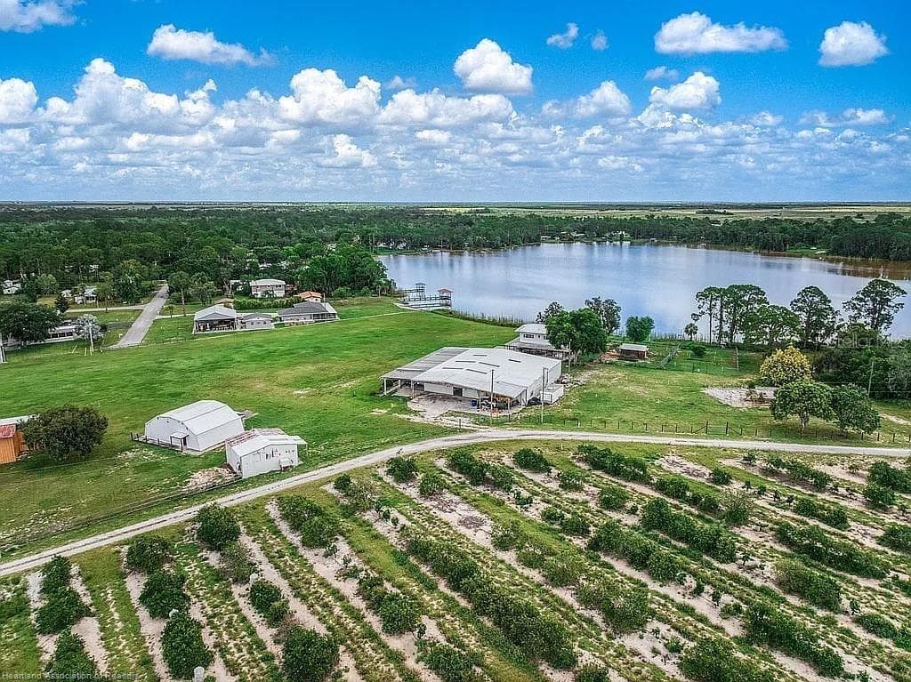 115 HEINLEY ROAD, LAKE PLACID, FL 33852