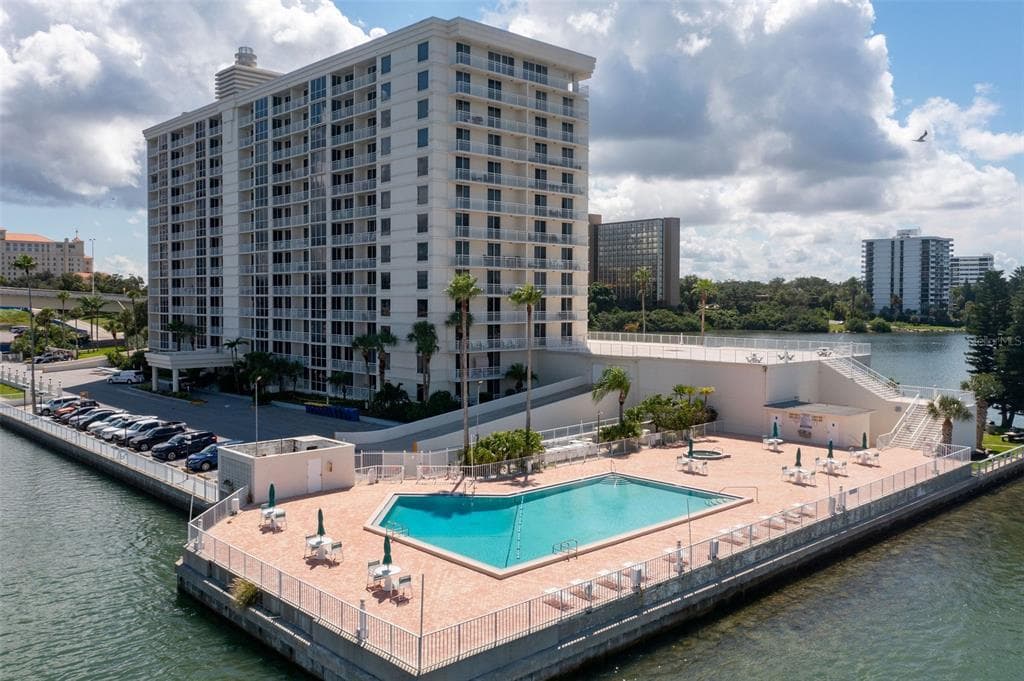 100 PIERCE STREET # 307, CLEARWATER, FL 33756