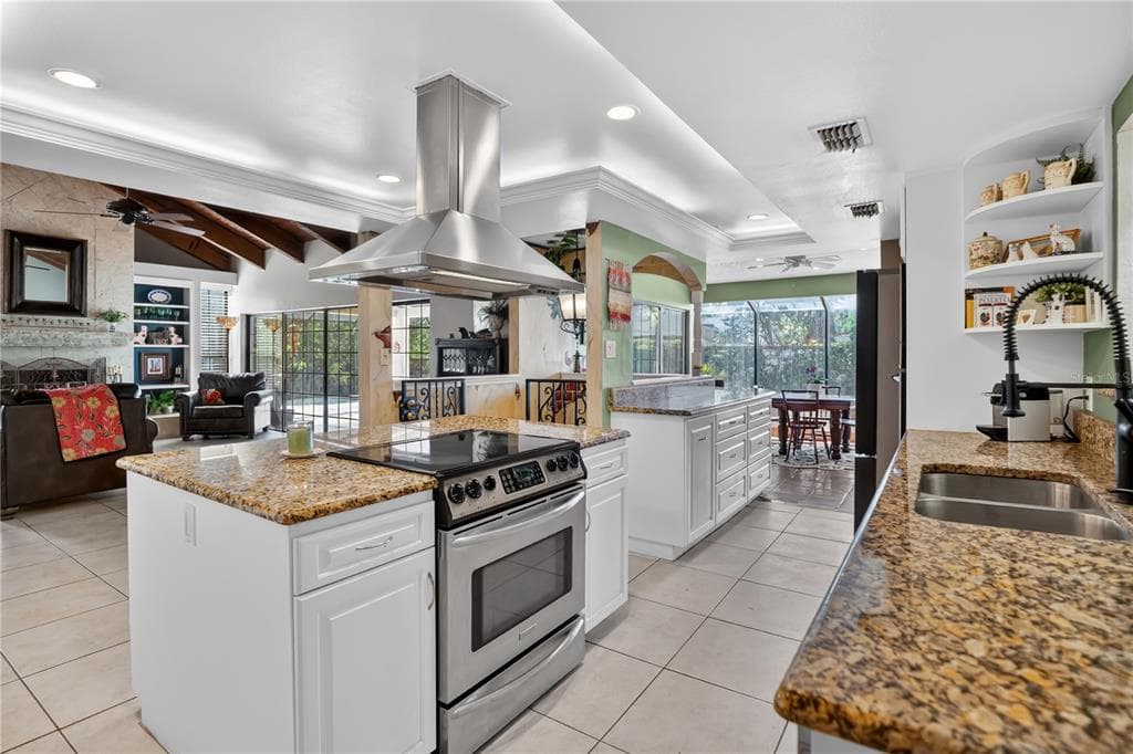 1367 CAMPBELL STREET, ORLANDO, FL 32806 — zdjęcie 3