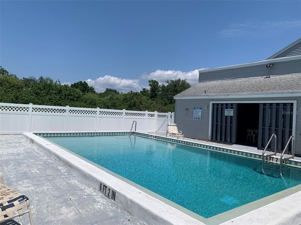 255 FENWICK DRIVE # 18, VENICE, FL 34285 — zdjęcie 2