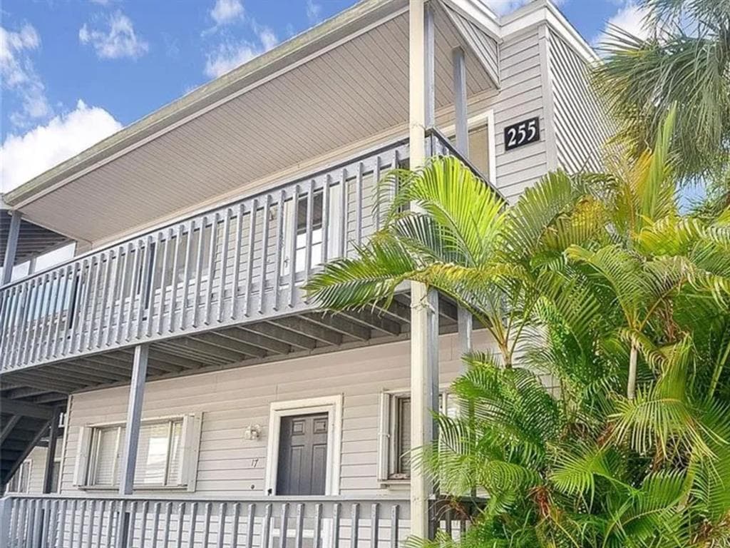 255 FENWICK DRIVE # 18, VENICE, FL 34285