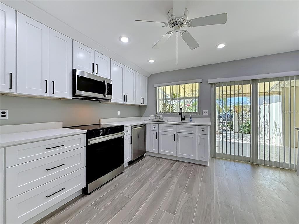 355 BOCA CIEGA POINT BOULEVARD # 355, ST PETERSBURG, FL 33708 — zdjęcie 4