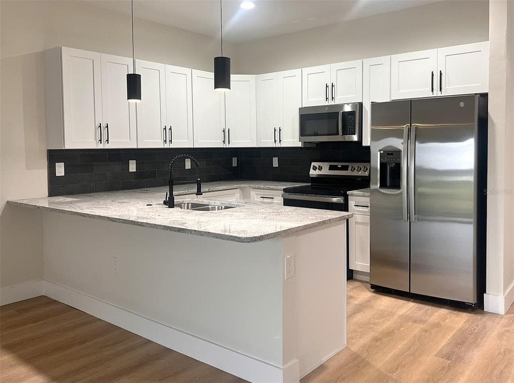 7214-7216 DAVID BOULEVARD, PORT CHARLOTTE, FL 33981 — zdjęcie 2
