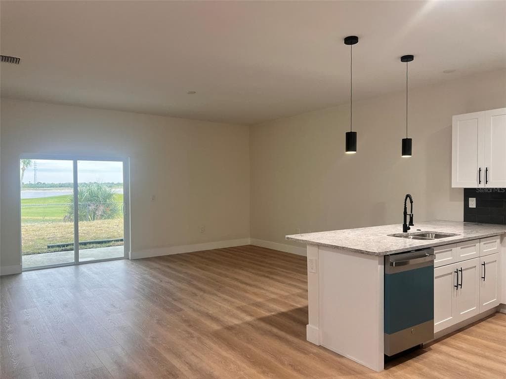 7214-7216 DAVID BOULEVARD, PORT CHARLOTTE, FL 33981 — zdjęcie 3