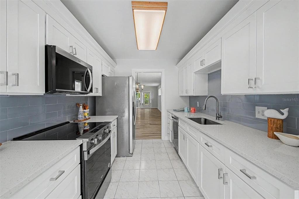 144 BOCA CIEGA POINT BOULEVARD N, ST PETERSBURG, FL 33708 — zdjęcie 3