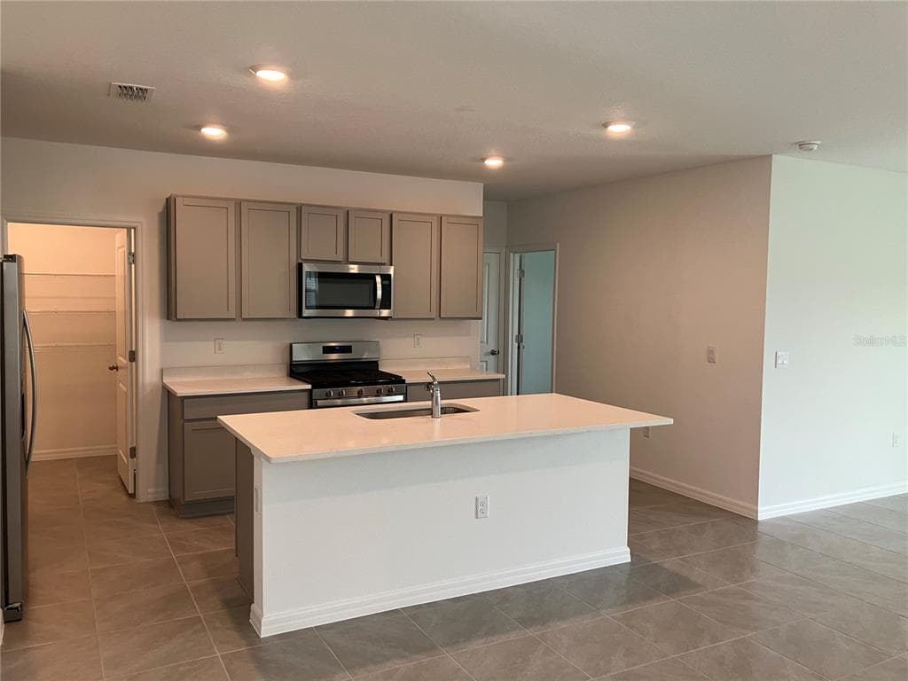 35694 KINSEY POINT, ZEPHYRHILLS, FL 33541 — zdjęcie 3