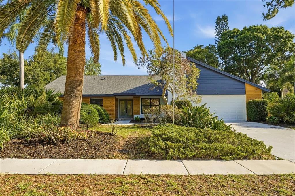 2700 SEDGEFIELD COURT E, CLEARWATER, FL 33761