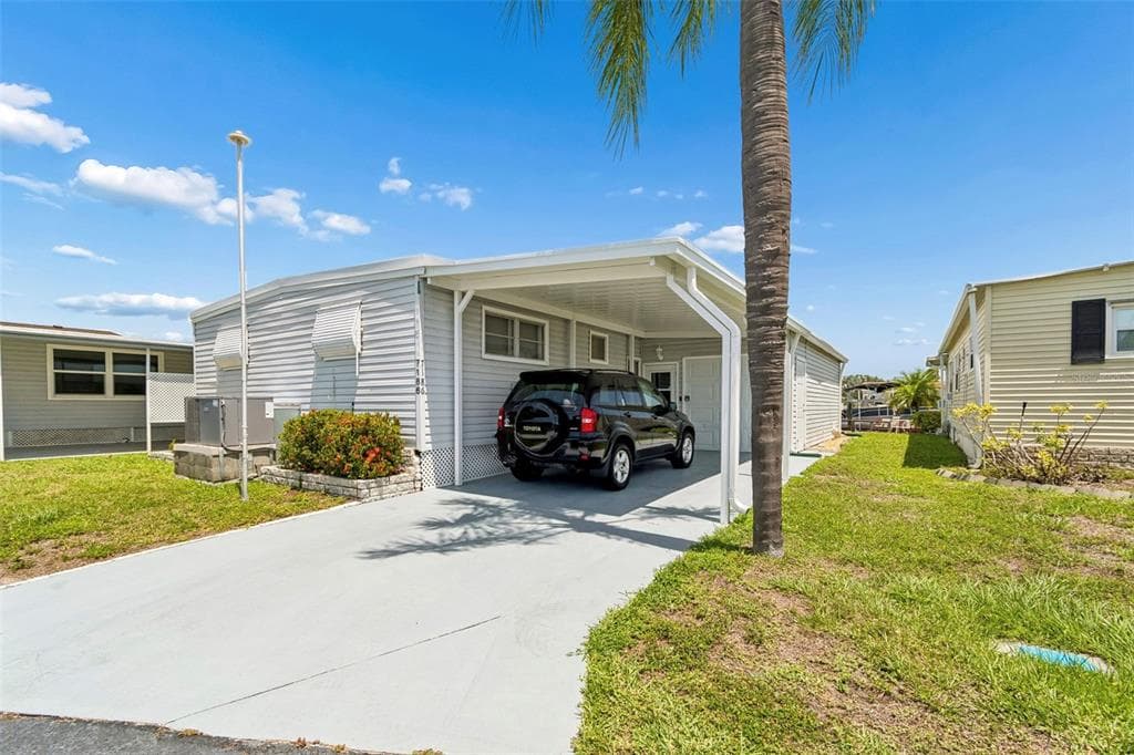 7186 MOUNT ARLINGTON DRIVE NE # 421, ST PETERSBURG, FL 33702