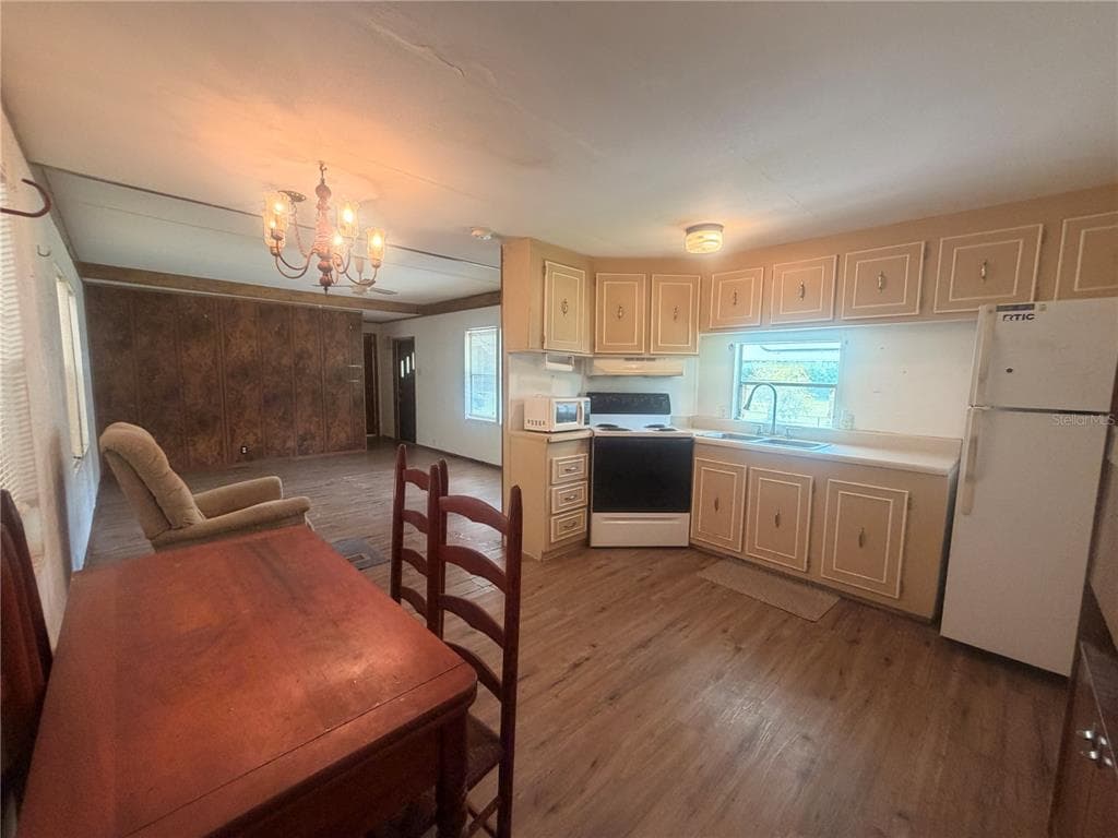 8582 W ADMIRAL BYRD LANE, CRYSTAL RIVER, FL 34429 — zdjęcie 3