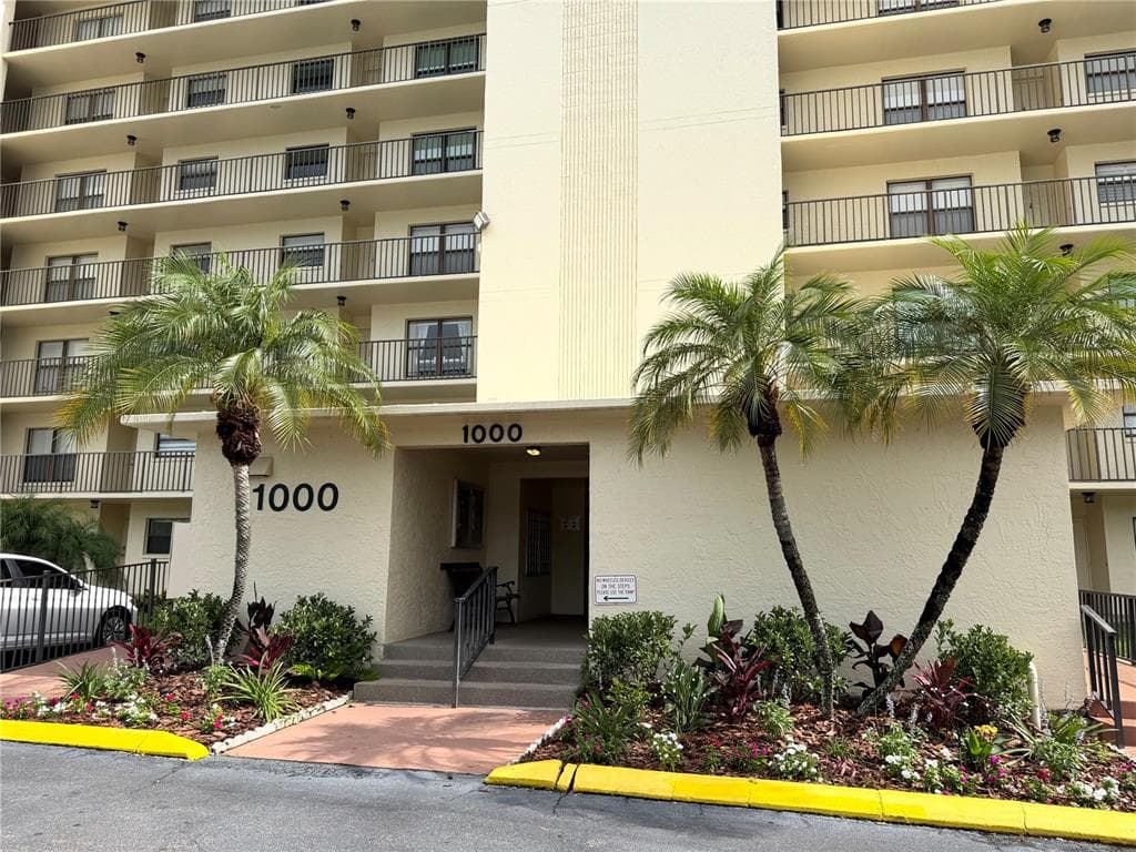 1000 COVE CAY DRIVE # 4D, CLEARWATER, FL 33760 — zdjęcie 2