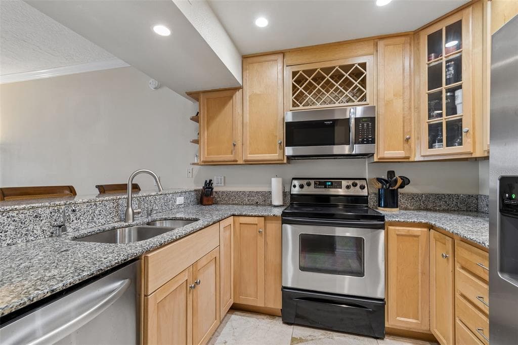 320 ISLAND WAY # 304, CLEARWATER BEACH, FL 33767 — zdjęcie 5