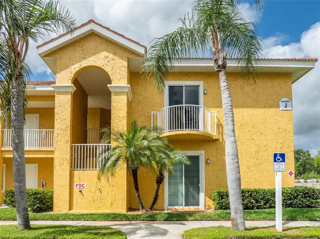 21012 PICASSO COURT # 202, LAND O LAKES, FL 34637
