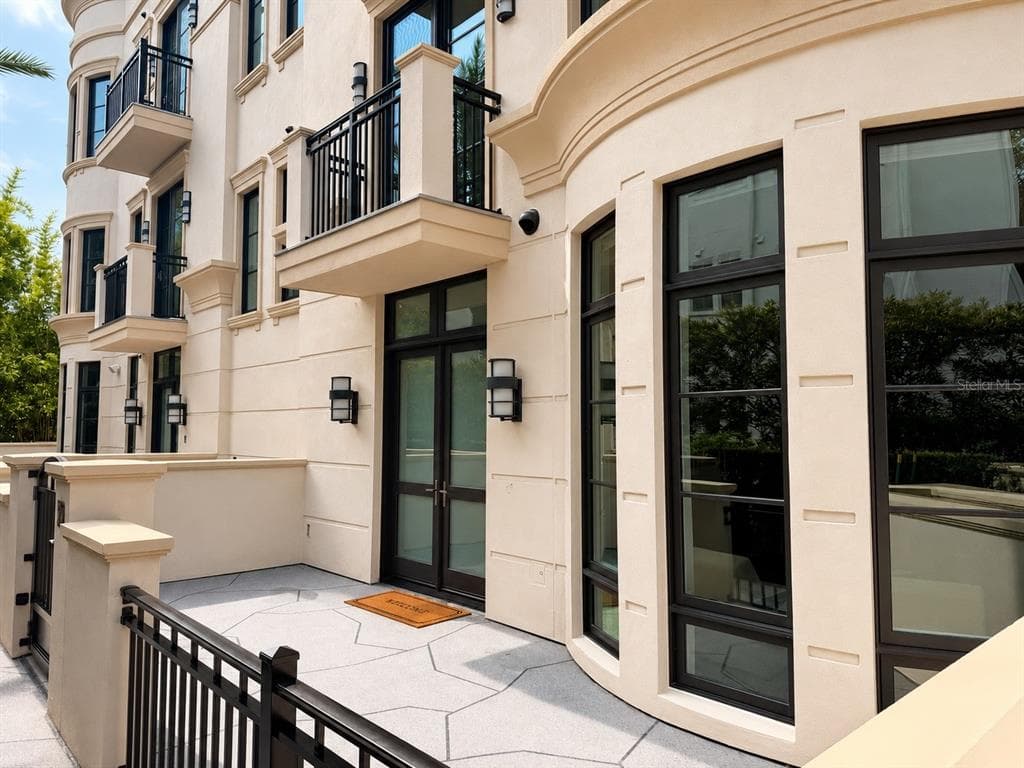 125 S INTERLACHEN AVENUE # 2, WINTER PARK, FL 32789 — zdjęcie 2