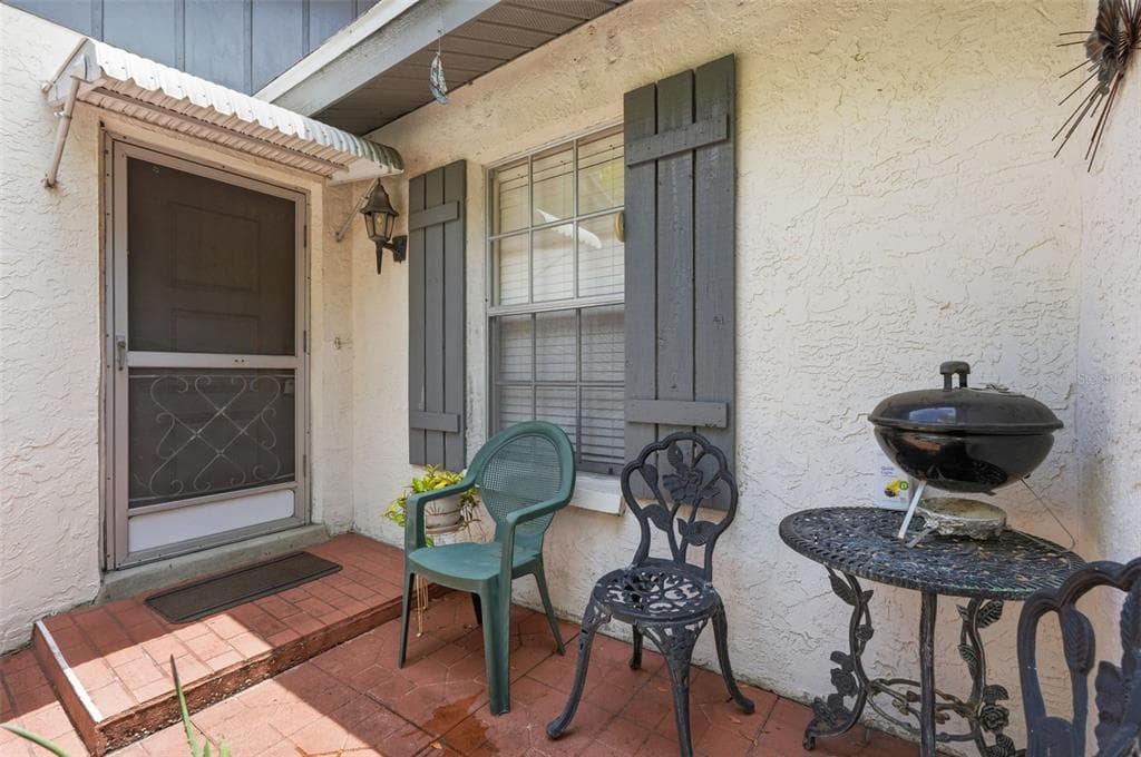 561 LAGUNA VISTA COURT, LARGO, FL 33771 — zdjęcie 3