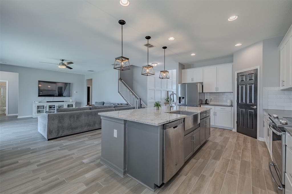 1686 CHERRY WALK ROAD, LUTZ, FL 33558 — zdjęcie 4