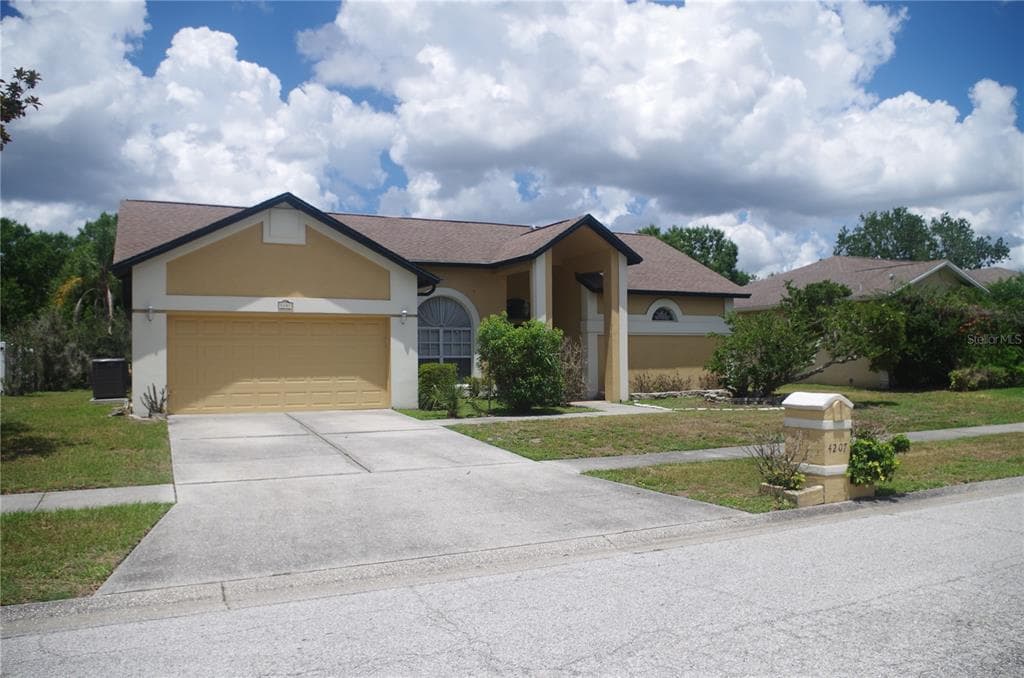 4207 ELBA PLACE, VALRICO, FL 33596
